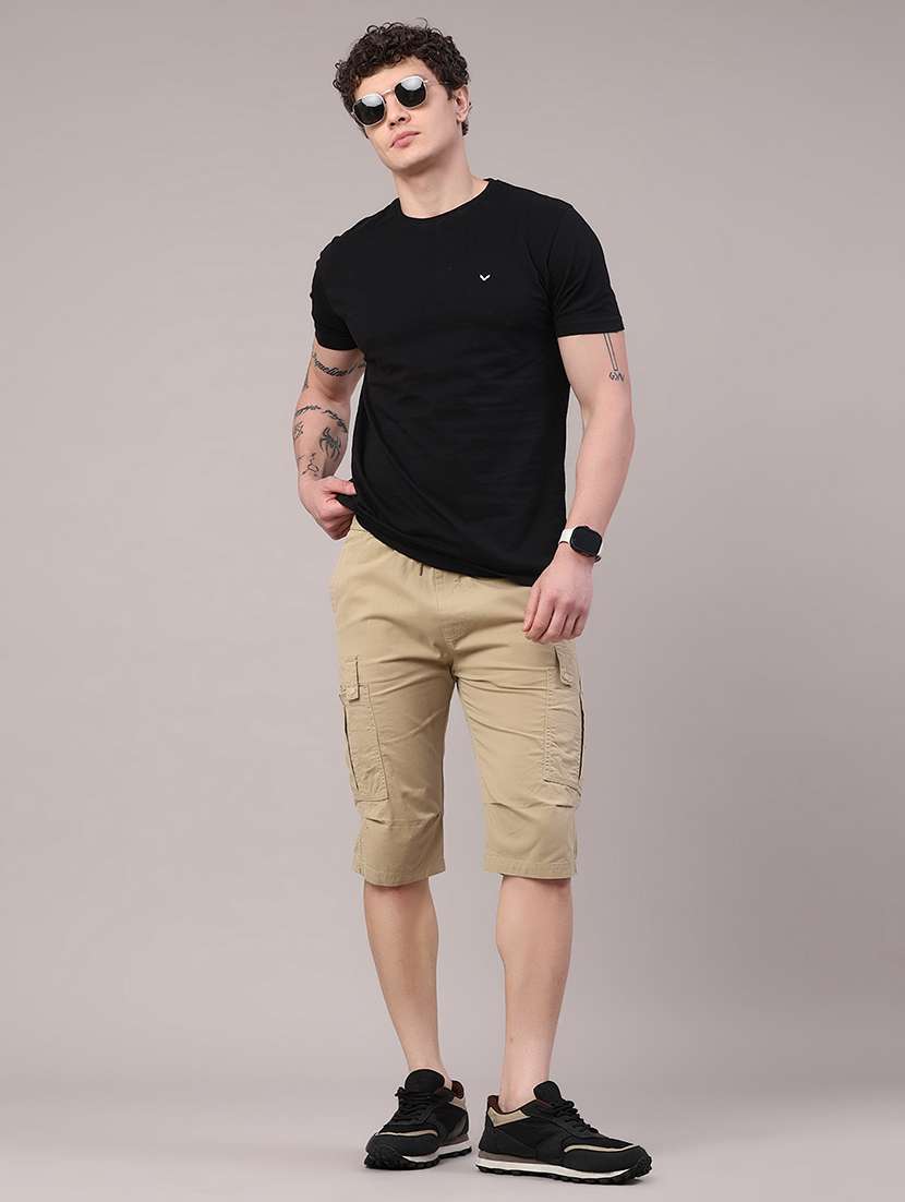 men solid mid rise three fourth shorts - 22185473 -  Standard Image - 5
