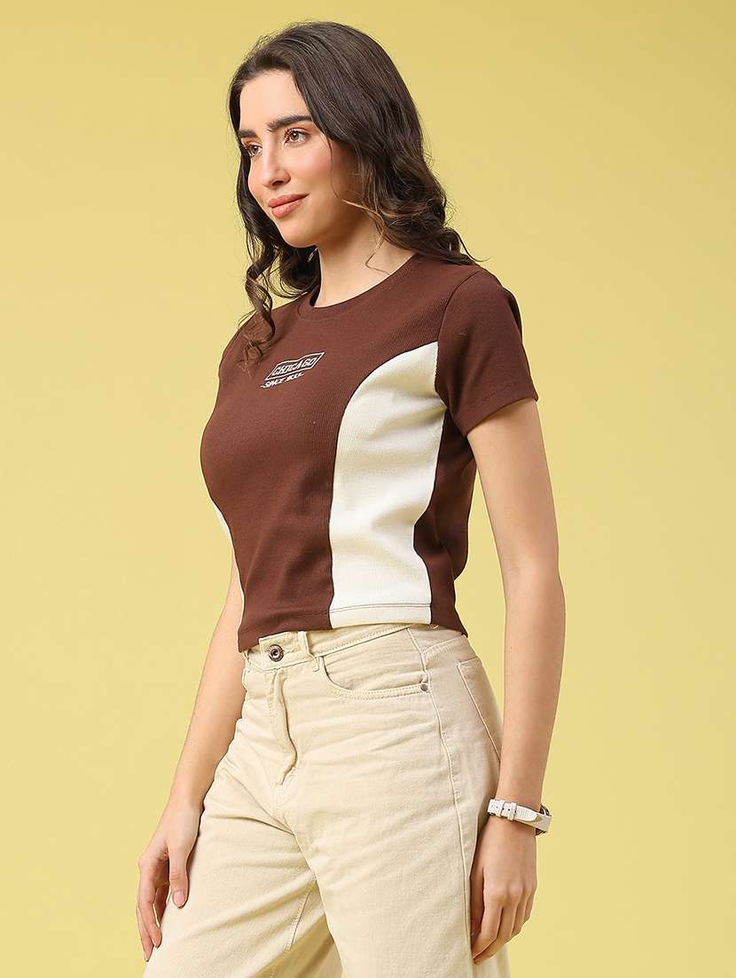 women printed short sleeve crop t-shirt - 22185592 -  Standard Image - 3