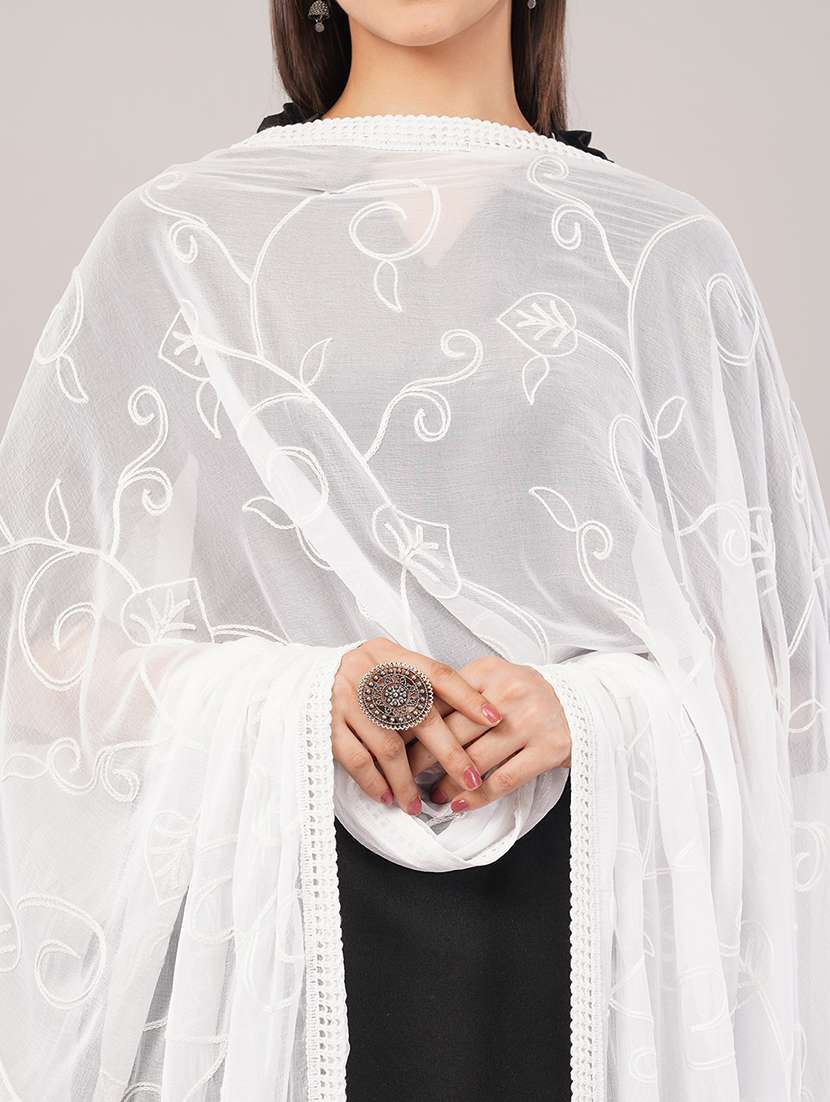 women solid with work embroidered dupatta  - 22186222 -  Standard Image - 5