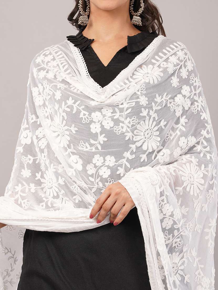 women solid with work embroidered dupatta  - 22186224 -  Standard Image - 5