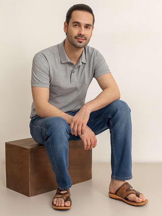 men color block toe seperator sandal - 22186245 -  Standard Image - 3