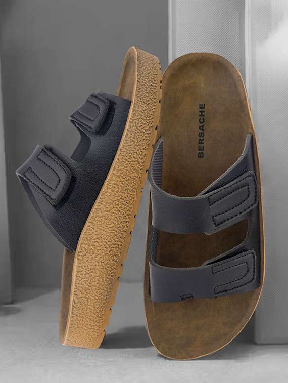 men solid toe seperator sandal