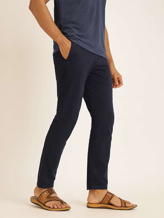 men color block toe seperator sandal - 22186255 -  Standard Image - 3