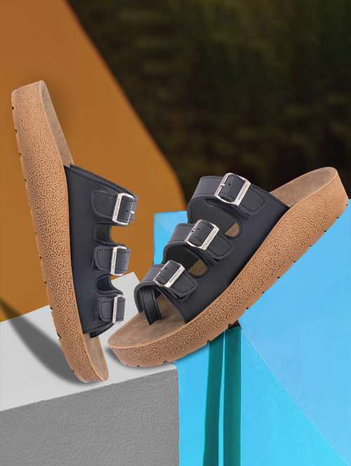 men solid toe seperator sandal - 22186263 -  Standard Image - 0