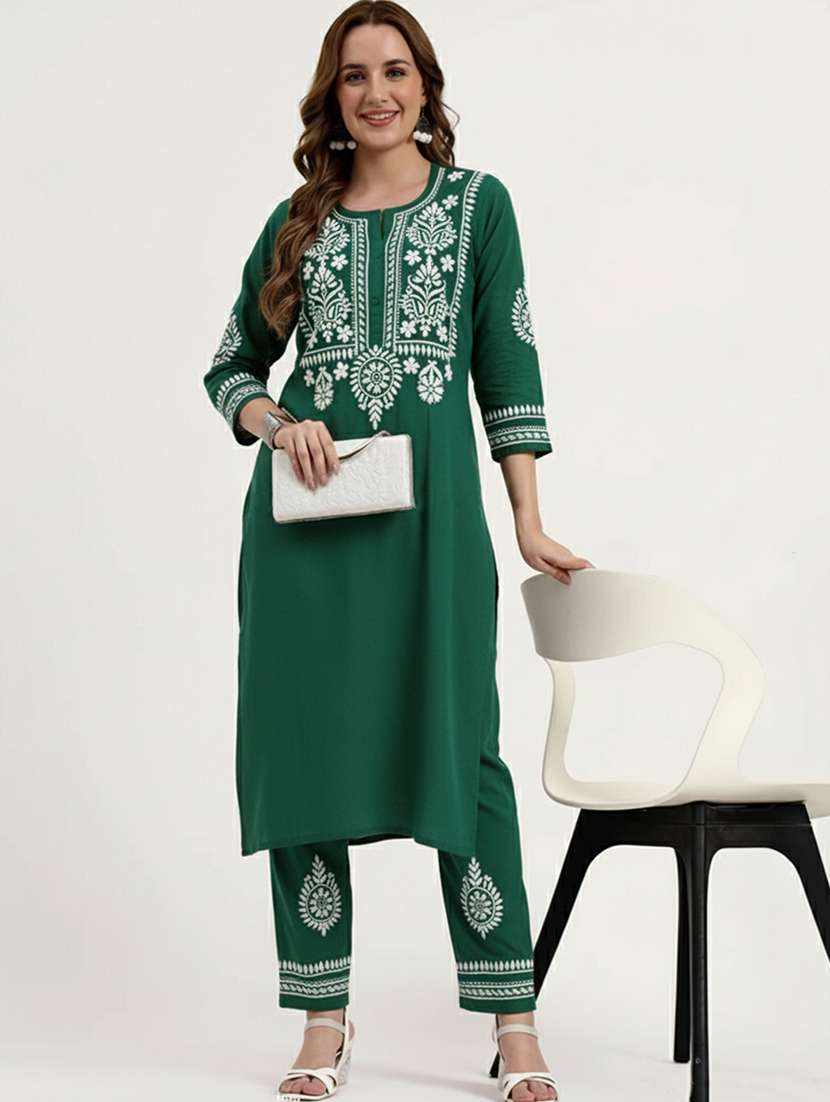women solid with work three quarter sleeve kurta pant set