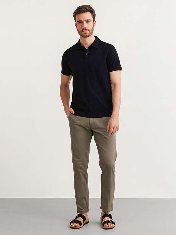 men solid toe seperator sandal - 22186307 -  Standard Image - 3