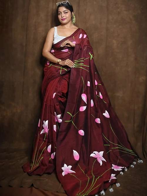 women floral printed saree with blouse - 22186339 -  Standard Image - 0