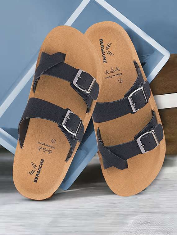 men solid toe seperator sandal