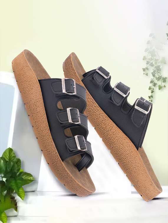 men solid toe seperator sandal