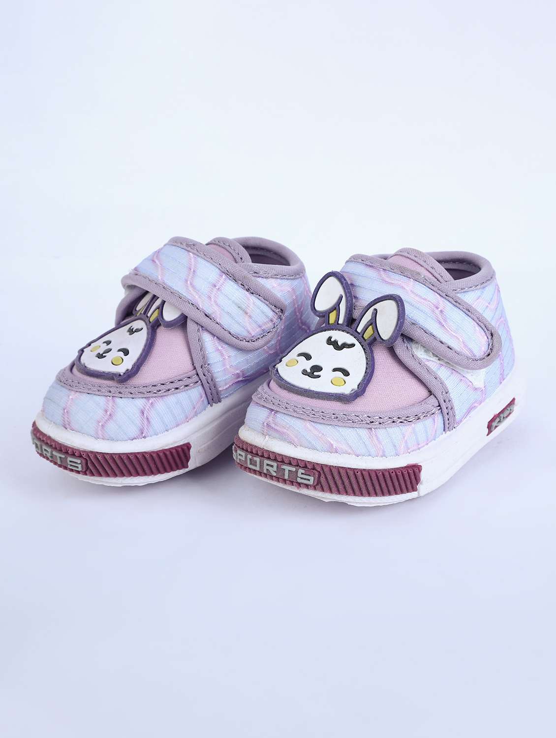 girls printed casual sneakers