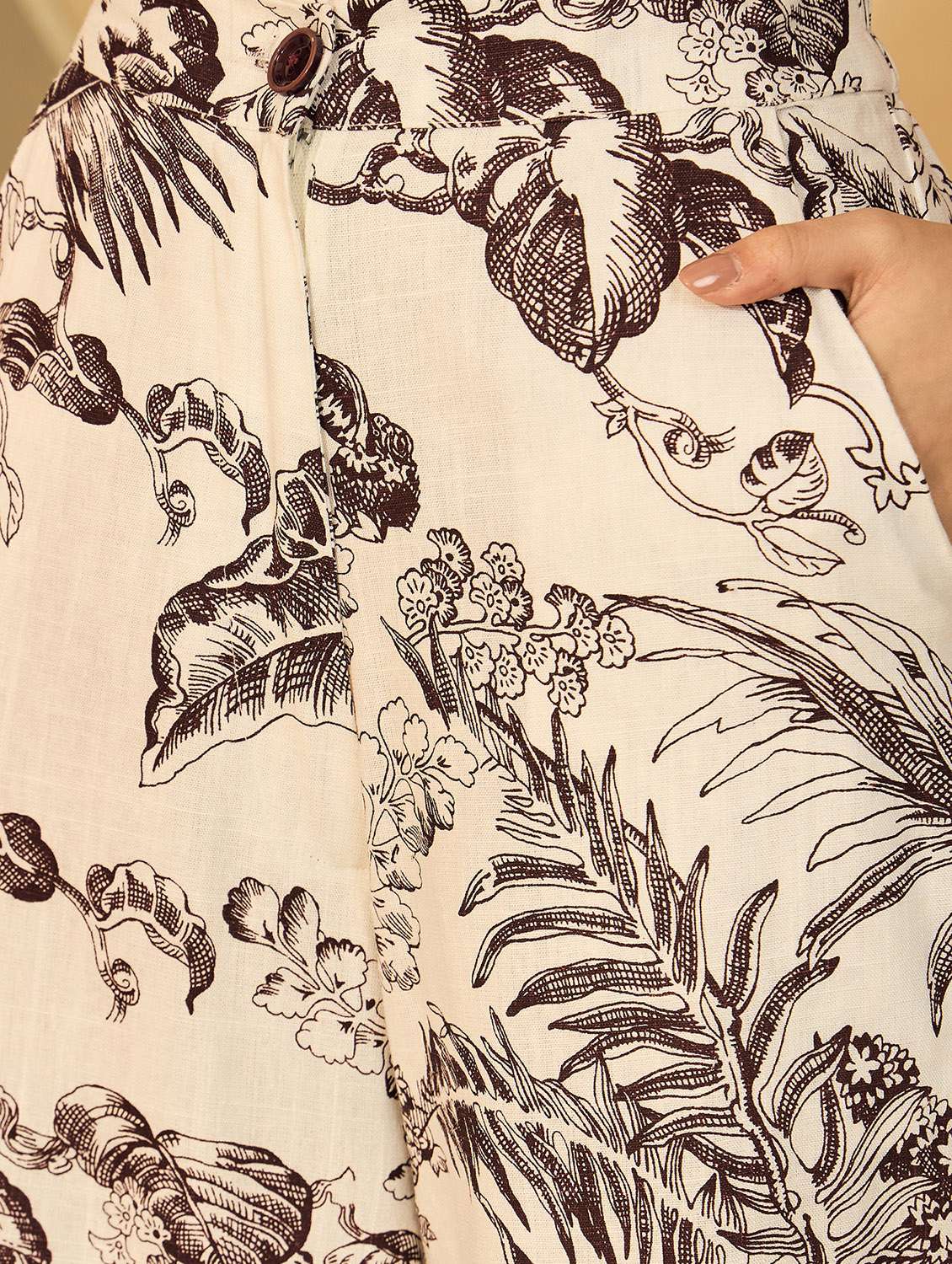 women printed shirt and trouser co-ord set - 22186938 -  Standard Image - 5