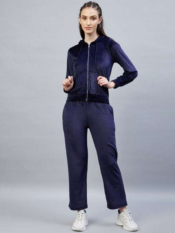 women solid long sleeve hooded winter co-ord set