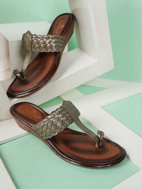 women slip on wedge - 22187017 -  Standard Image - 0