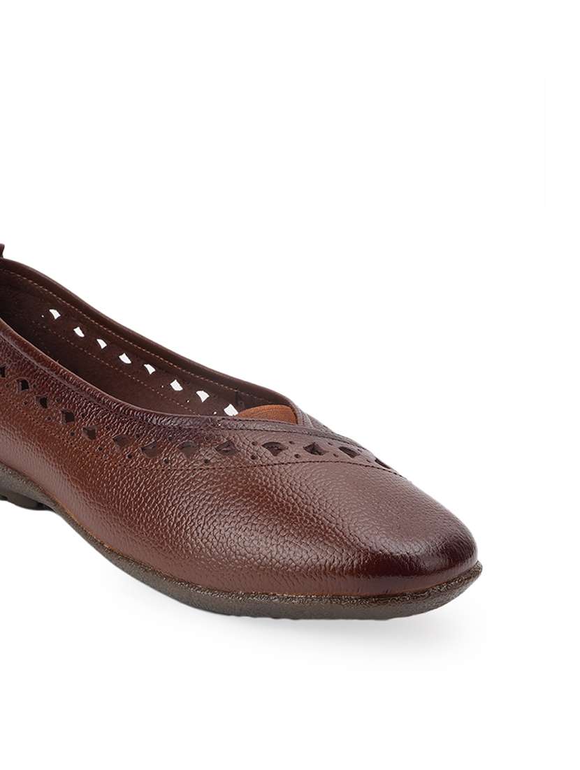 women slip on ballerina - 22187046 -  Standard Image - 3