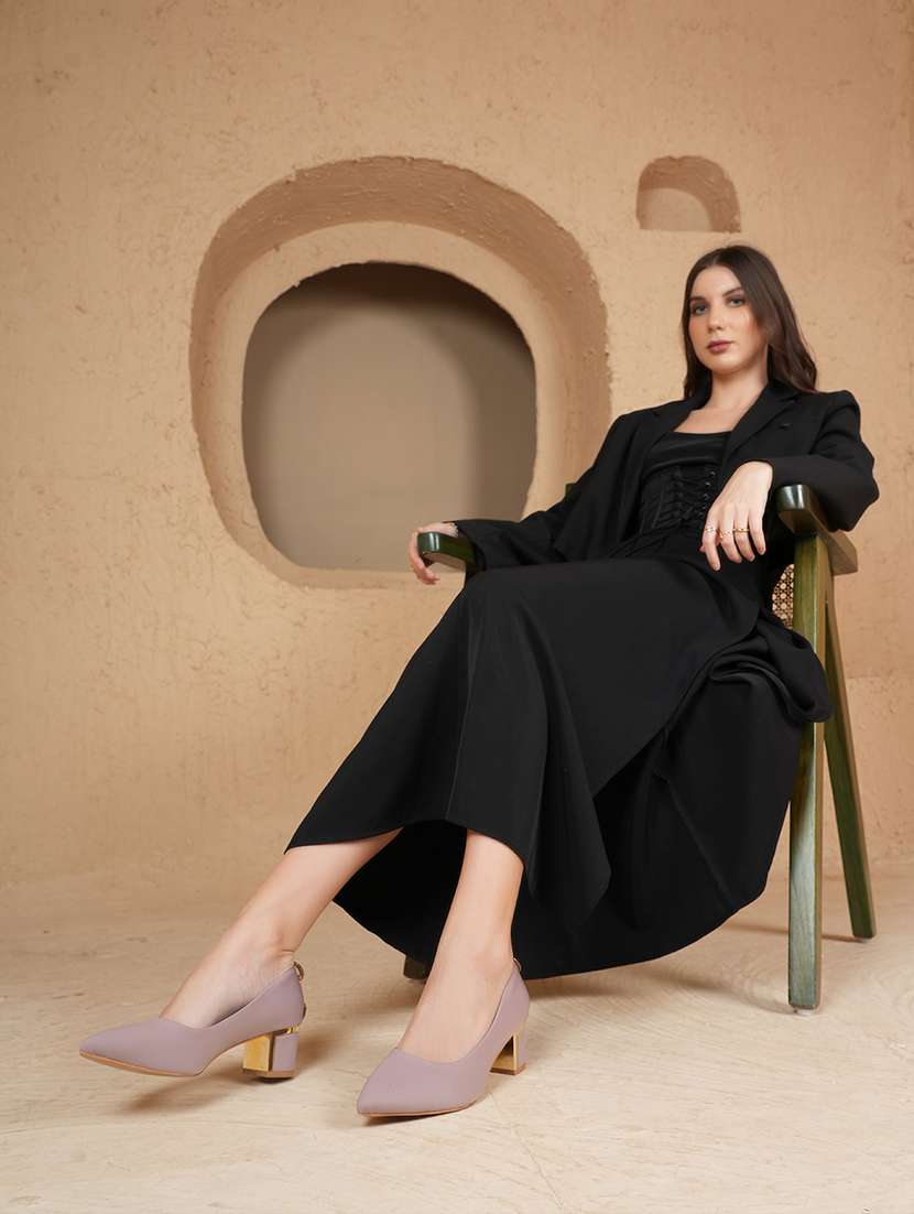 women slip on pump - 22187111 -  Standard Image - 5