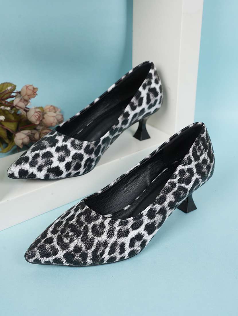 women slip on pump