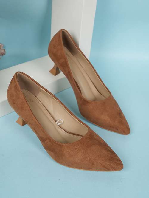 women slip on pump - 22187114 -  Standard Image - 0