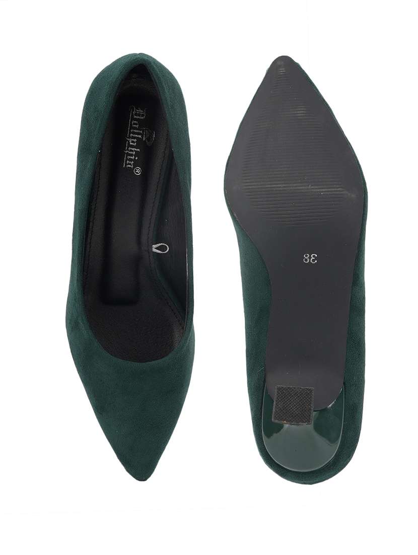 women slip on pump - 22187116 -  Standard Image - 3