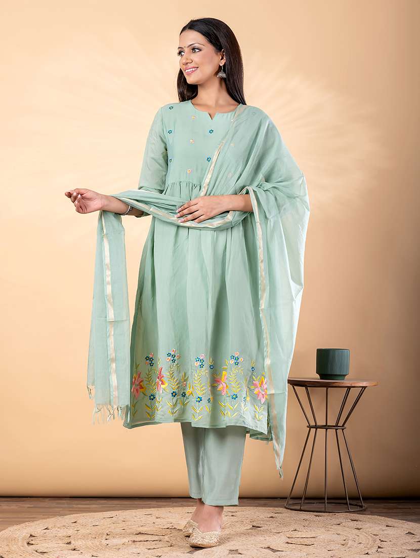 women solid with work three quarter sleeve kurta pant with dupatta set - 22187422 -  Standard Image - 3