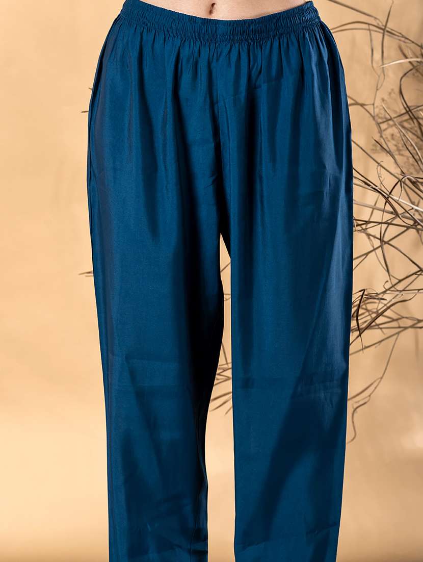 women solid with work three quarter sleeve kurta pant with dupatta set - 22187444 -  Standard Image - 5
