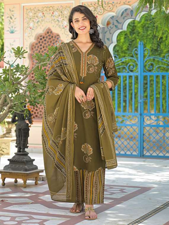 women floral three quarter sleeve kurta palazzo with dupatta set