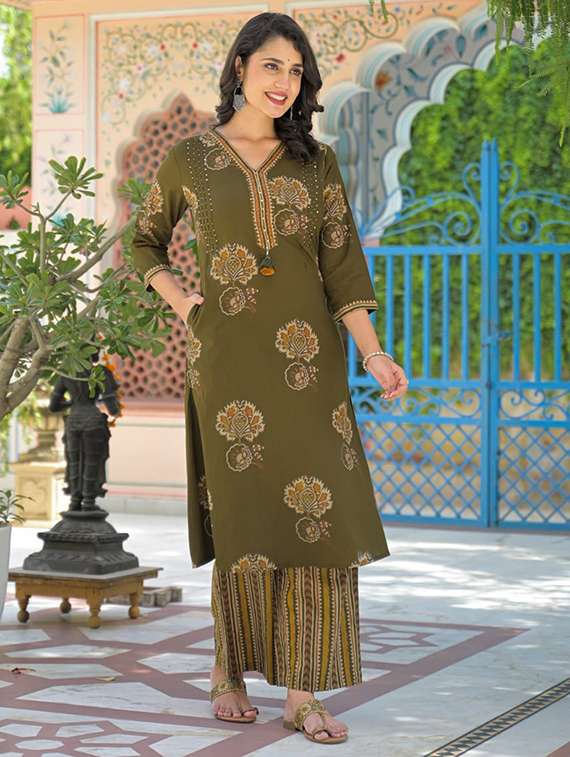 women floral three quarter sleeve kurta palazzo with dupatta set - 22187455 -  Standard Image - 3