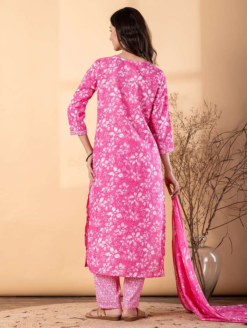women floral three quarter sleeve kurta pant with dupatta set - 22187471 -  Standard Image - 3