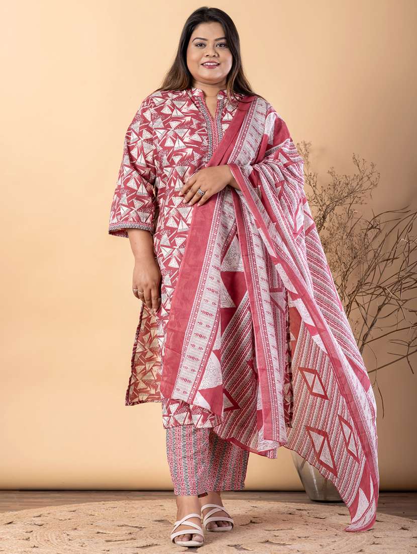 women plus size three quarter sleeve kurta pant with dupatta set