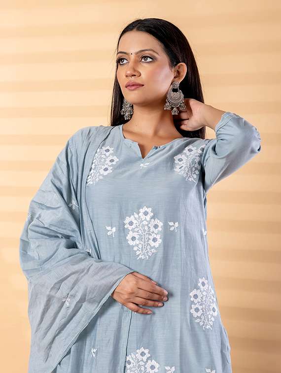 women solid with work three quarter sleeve kurta pant with dupatta set - 22187489 -  Standard Image - 5