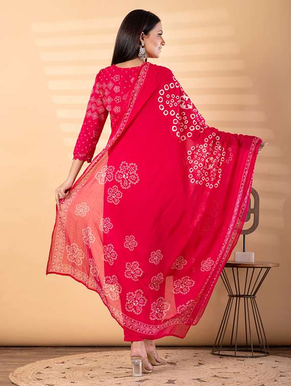 women printed three quarter sleeve kurta pant with dupatta set - 22187506 -  Standard Image - 3