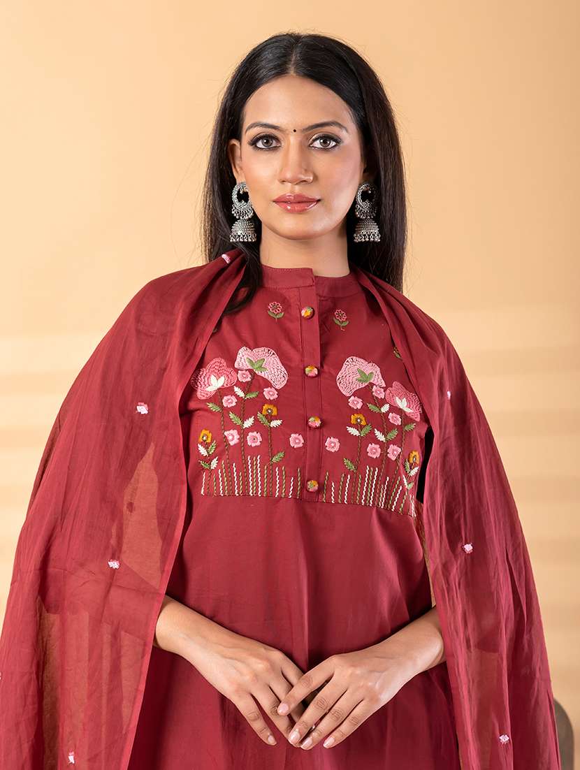 women solid with work three quarter sleeve kurta pant with dupatta set - 22187530 -  Standard Image - 5