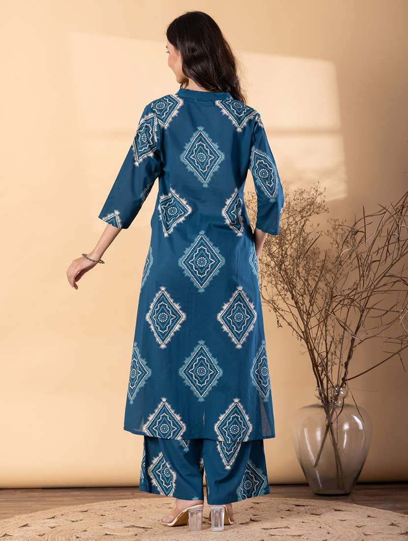 women bandhani printed three quarter sleeve kurta palazzo set - 22187545 -  Standard Image - 3