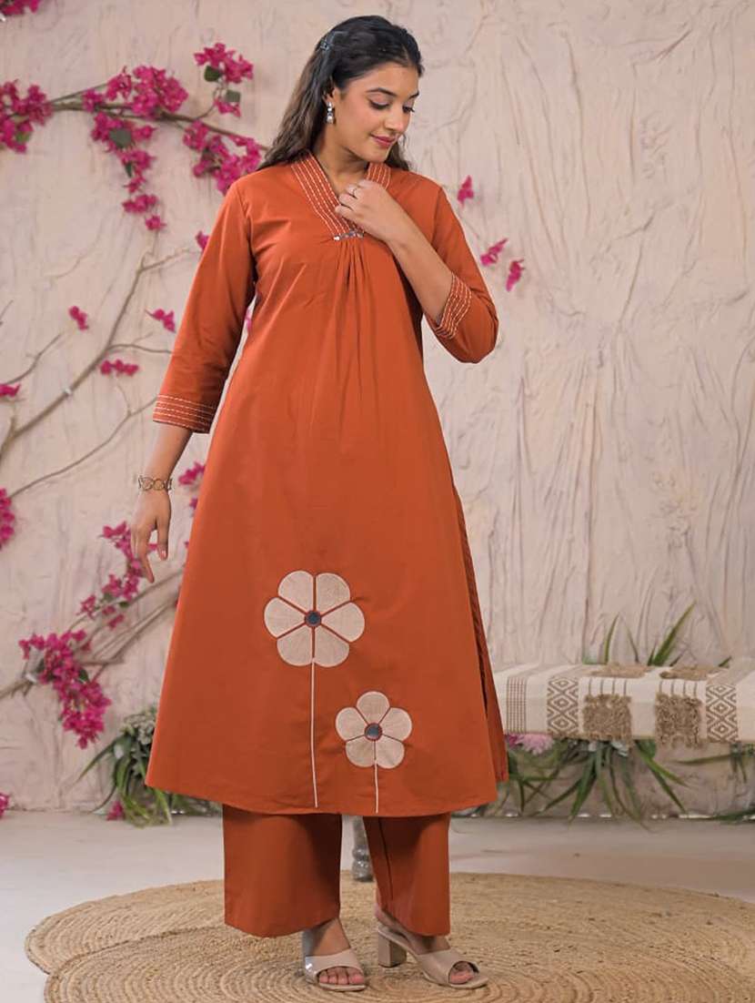 women solid with work three quarter sleeve kurta palazzo set  - 22187554 -  Standard Image - 3