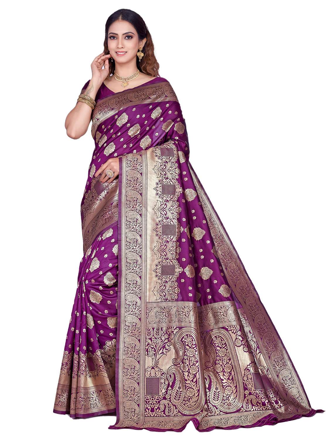 women self design kanjivaram saree with blouse