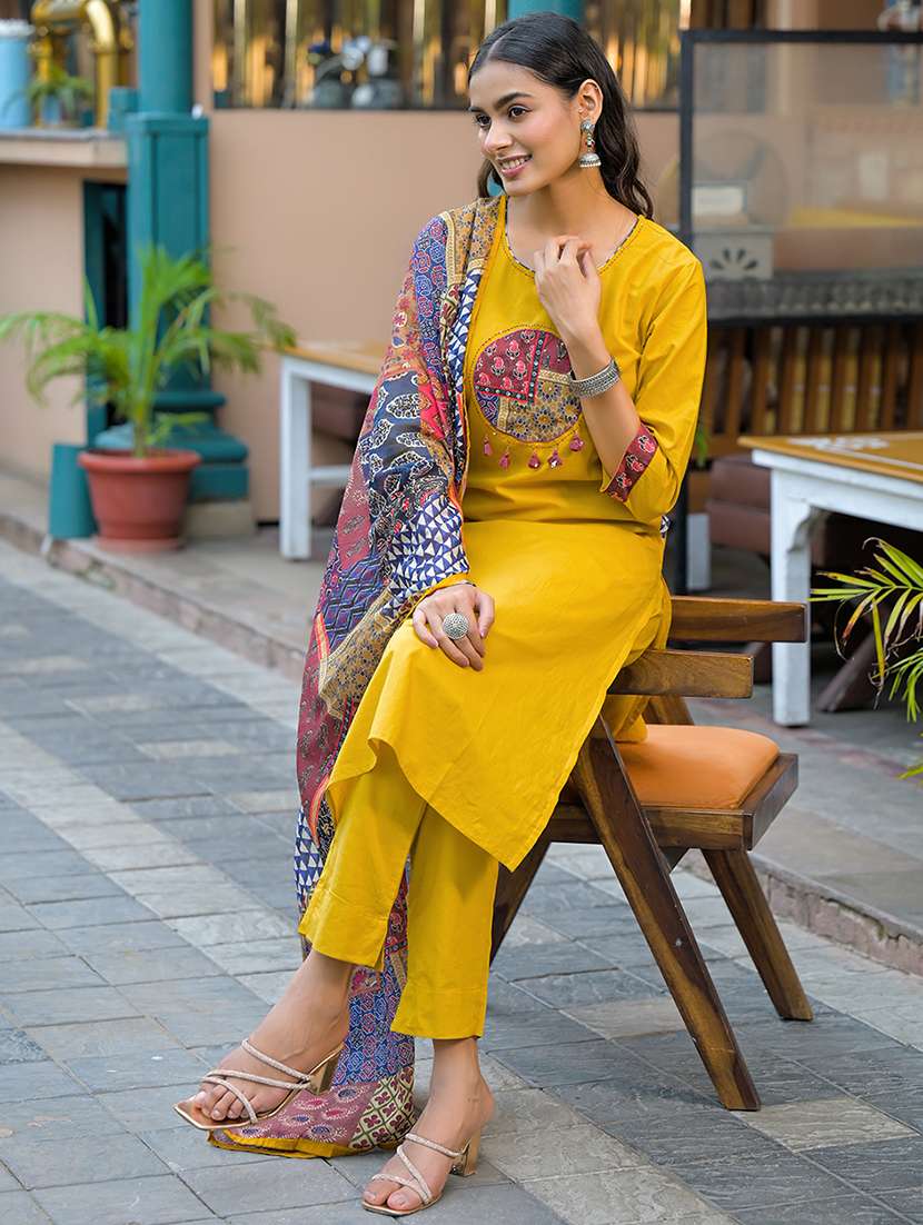 women solid with work three quarter sleeve kurta pant with dupatta set - 22187658 -  Standard Image - 3