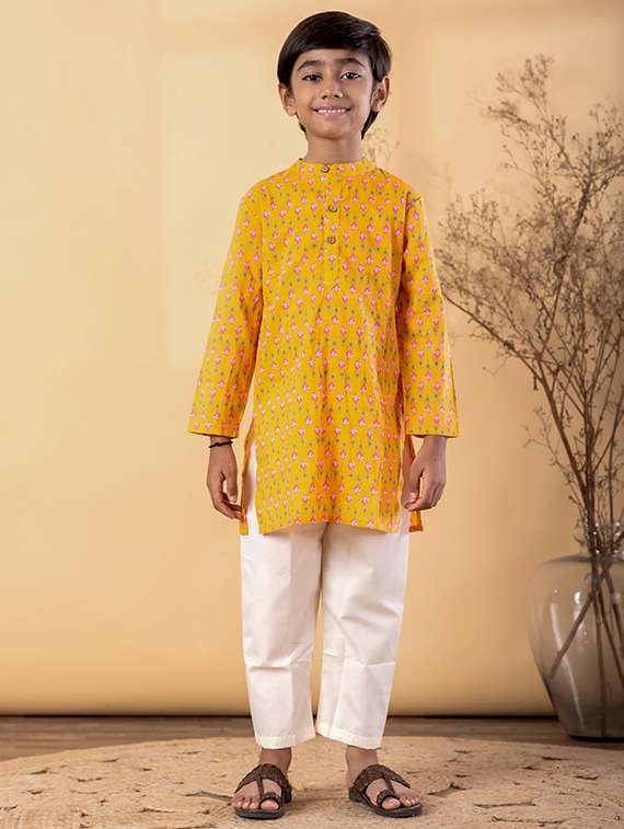 boys printed long sleeve kurta & pyjama set