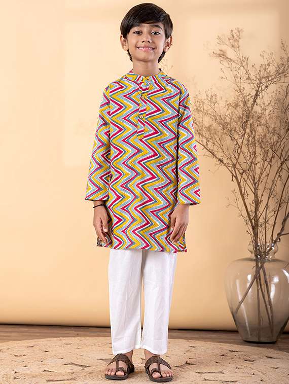 boys printed long sleeve kurta & pyjama set