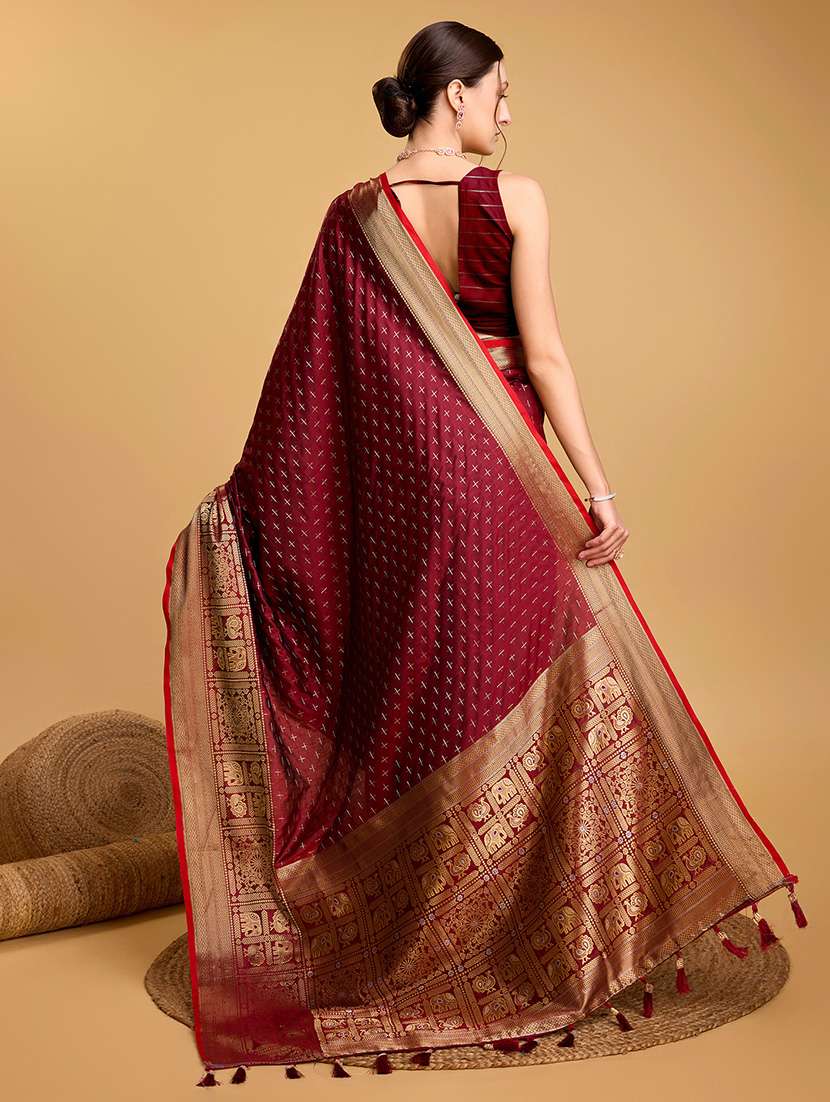 women self design bordered saree with blouse - 22187778 -  Standard Image - 3