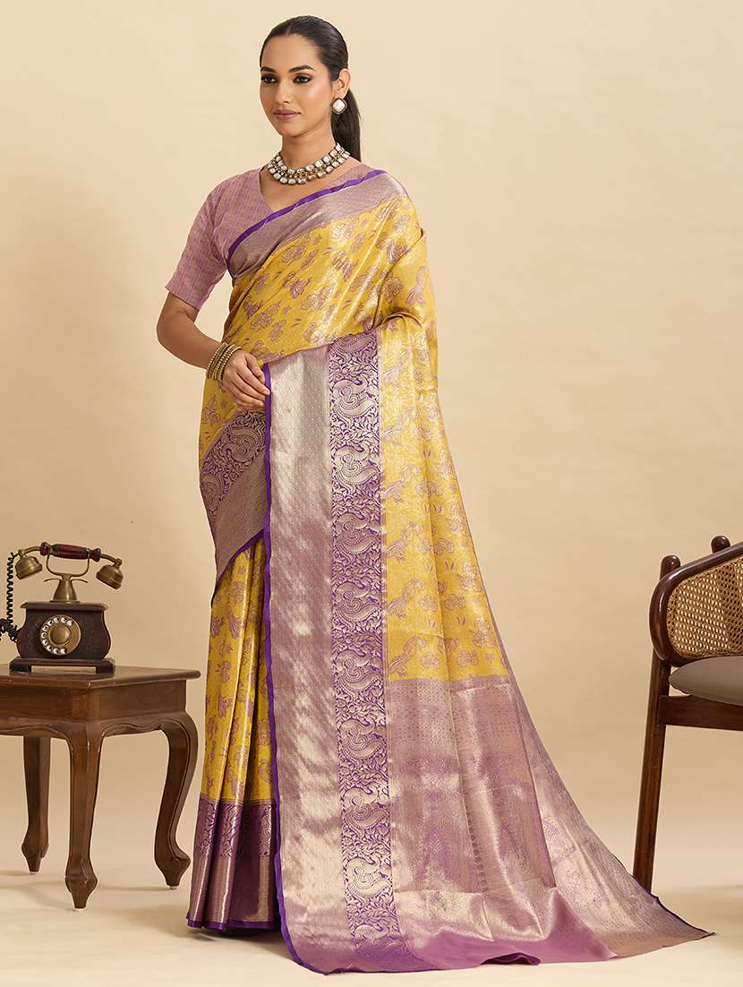 women self design banarasi saree with blouse