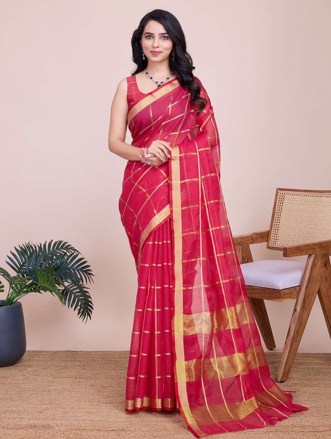 women checkered bordered saree with blouse