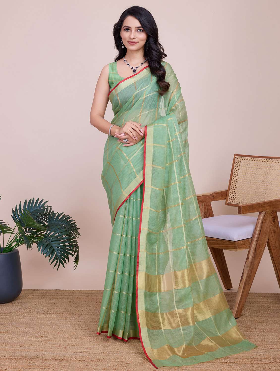 women checkered bordered saree with blouse