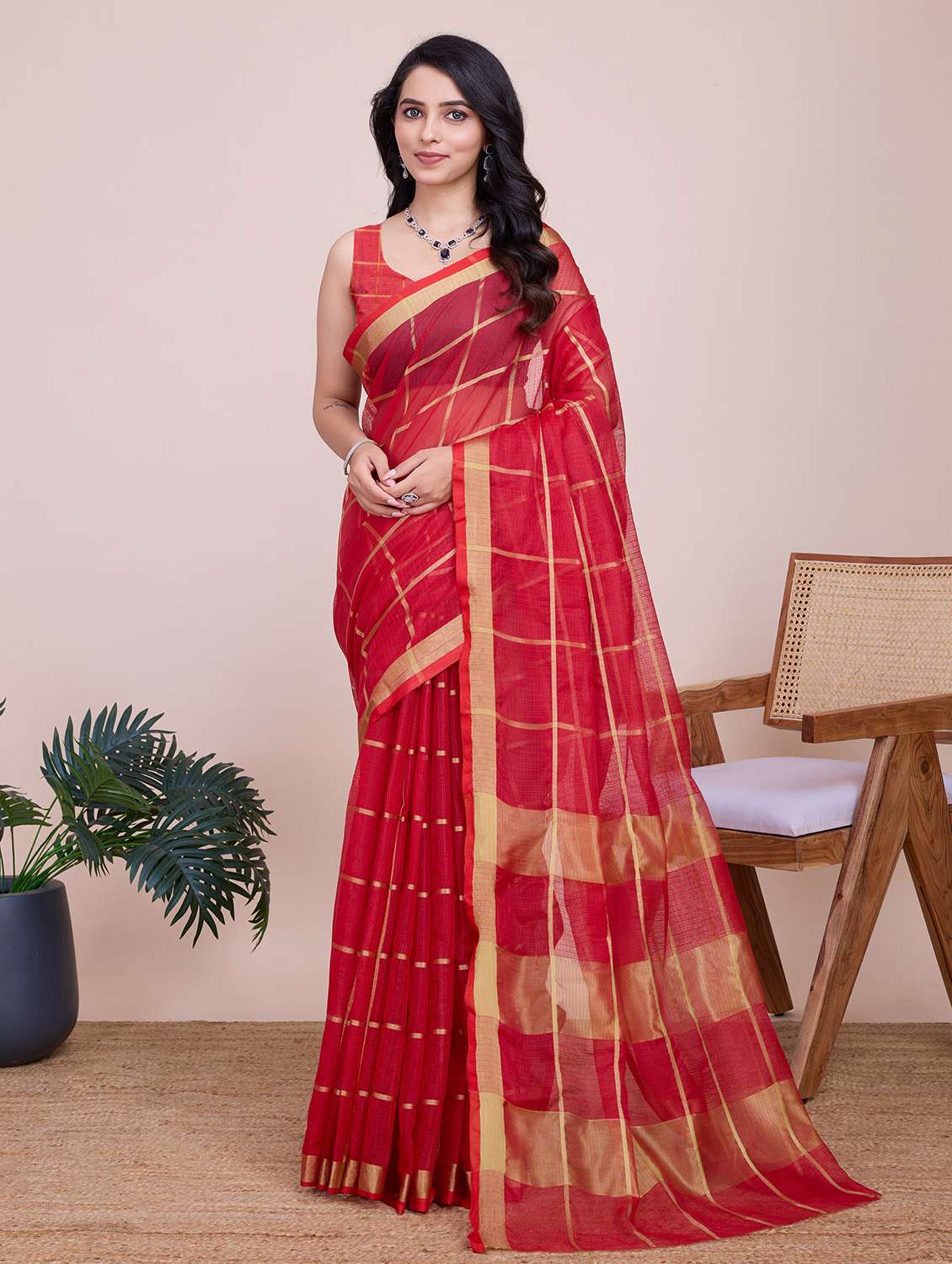 women checkered bordered saree with blouse