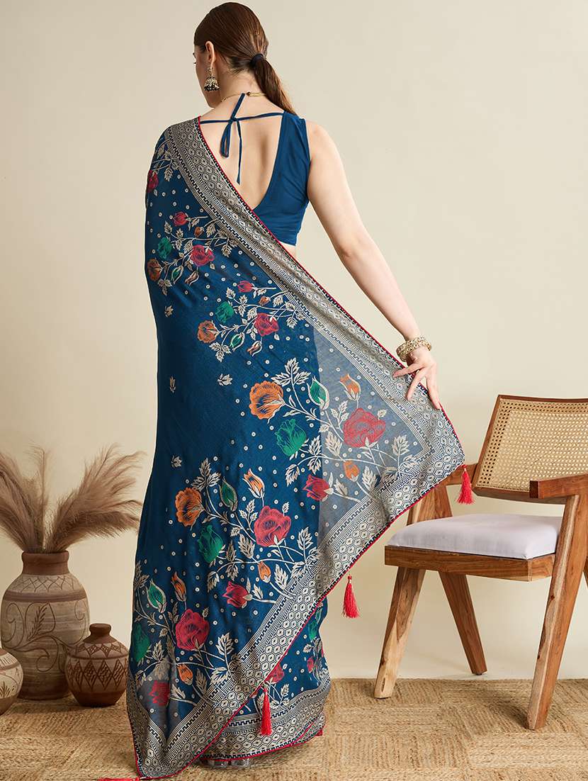 women floral printed saree with blouse - 22187826 -  Standard Image - 3