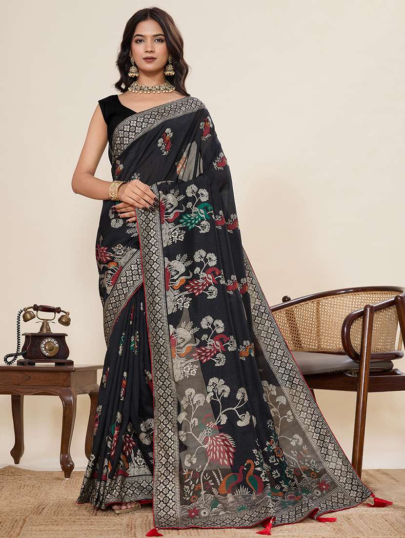 women printed casual wear saree with blouse - 22187832 -  Zoom Image - 0
