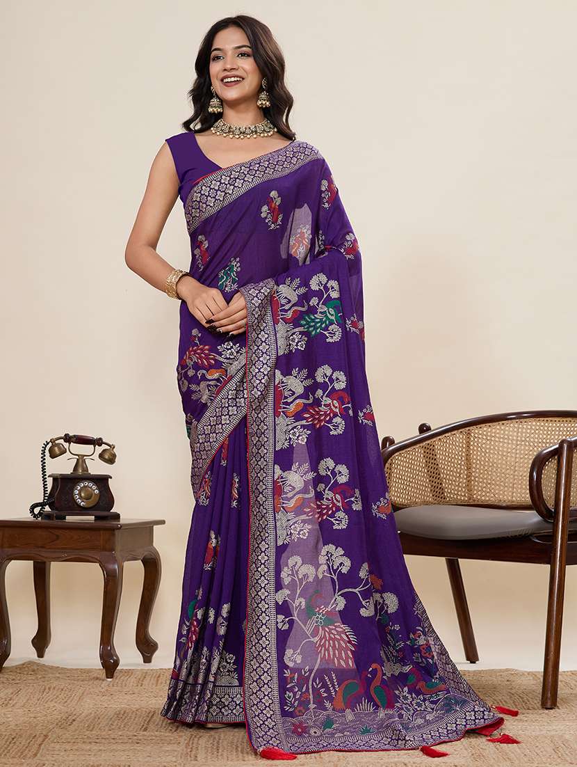 women printed casual wear saree with blouse