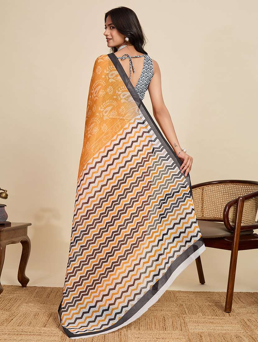 women printed casual wear saree with blouse - 22187839 -  Standard Image - 3