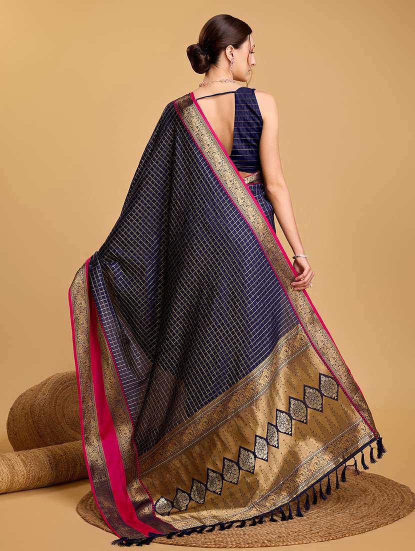 women checkered bordered saree with blouse - 22187854 -  Standard Image - 3
