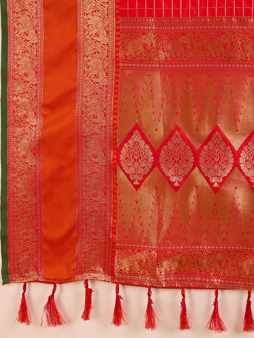 women checkered bordered saree with blouse - 22187856 -  Standard Image - 5