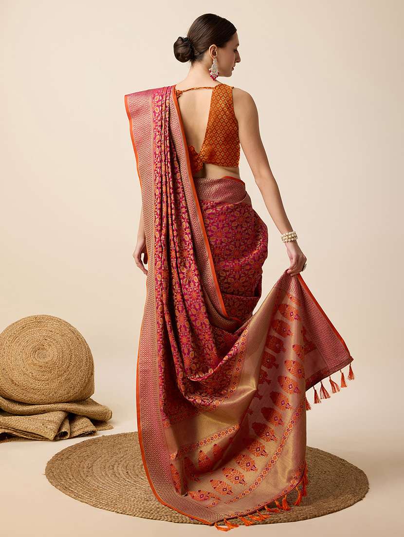 women self design patola saree with blouse - 22187871 -  Standard Image - 3