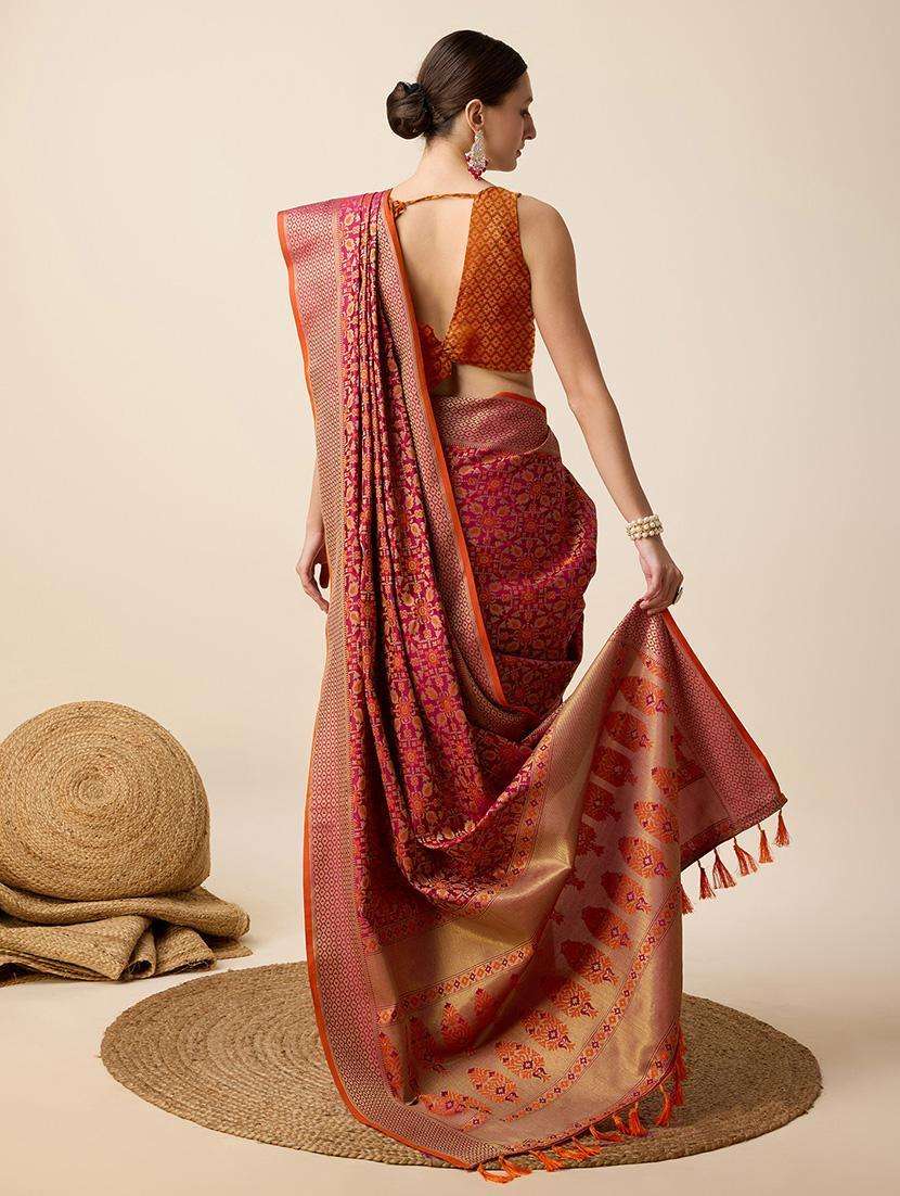women self design patola saree with blouse - 22187871 -  Standard Image - 3